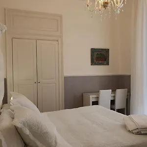 3* Couette-café Diana